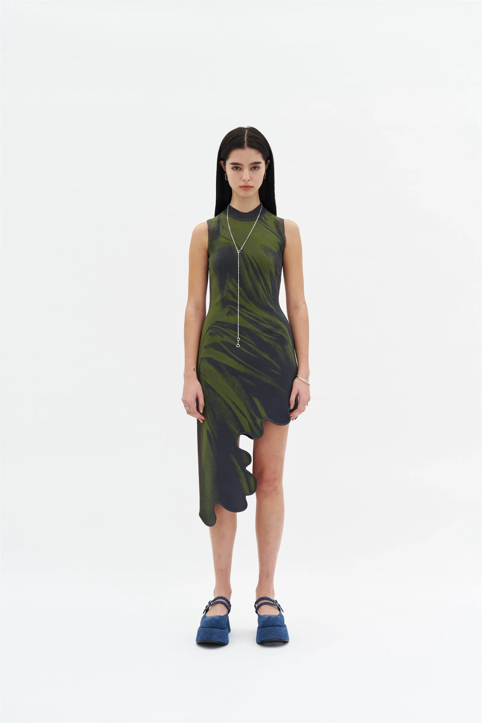 MIA SIGNATURE WAVY DRESS