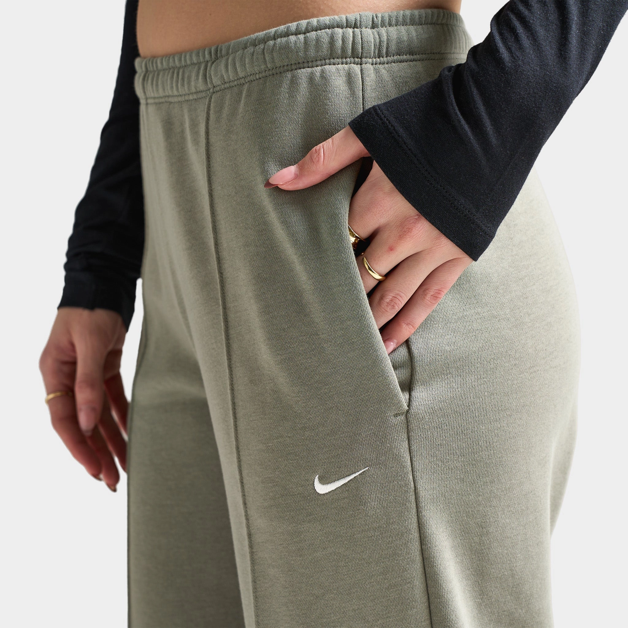 Nike Women's Mid-Rise Chill Terry Sweatpants Light Army / Sail